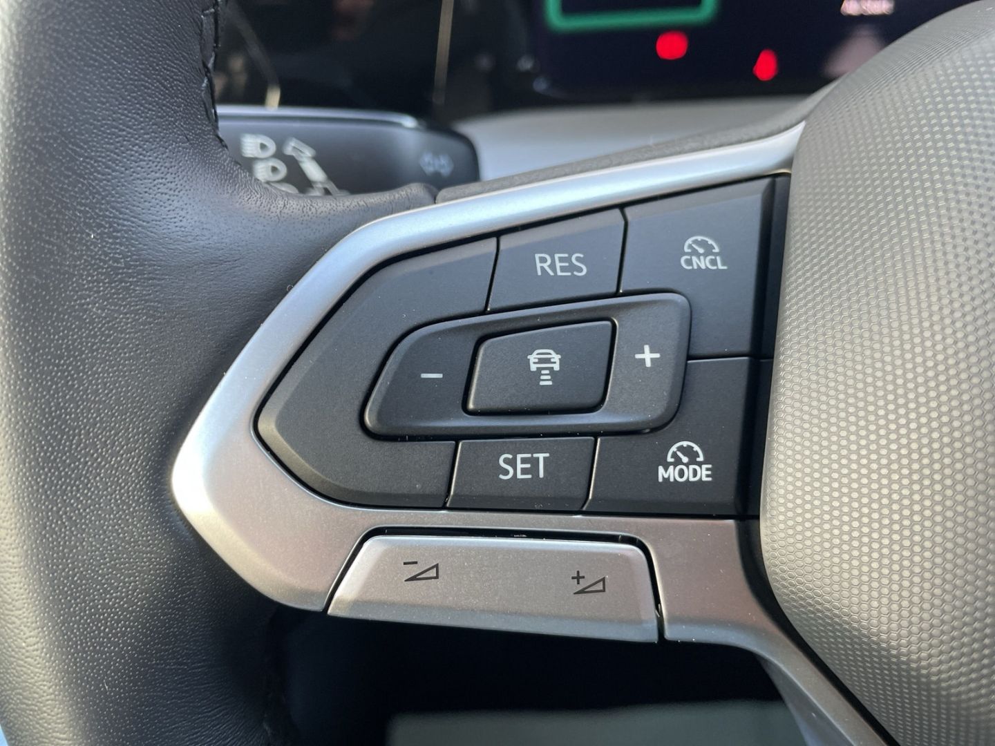 Golf VIII 1.5 TSI Life Kamera/H&K/ACC/LED/App-Co