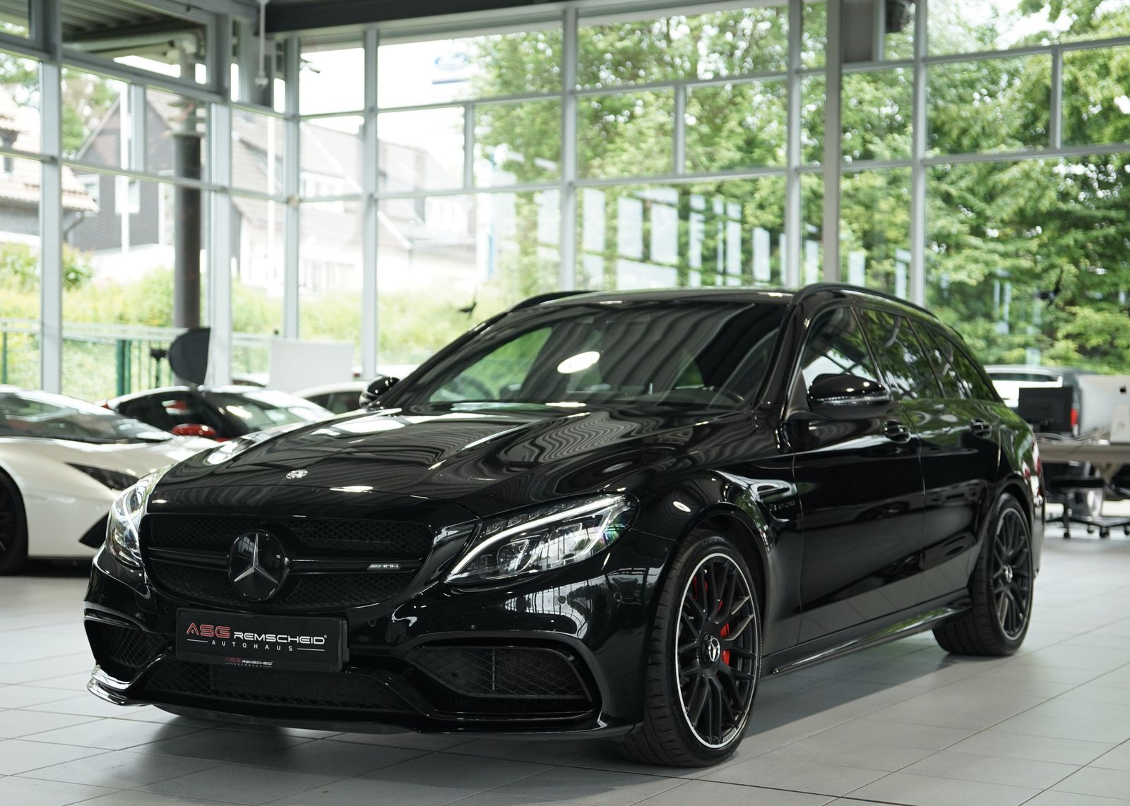Mercedes Benz C 63 Amg
