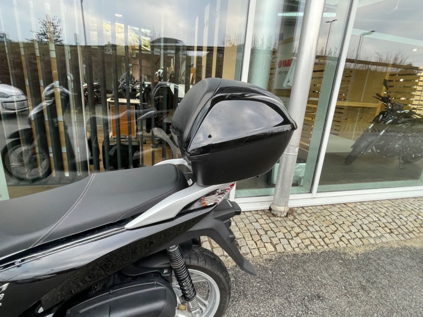 Fahrzeugabbildung Honda SH 300 A