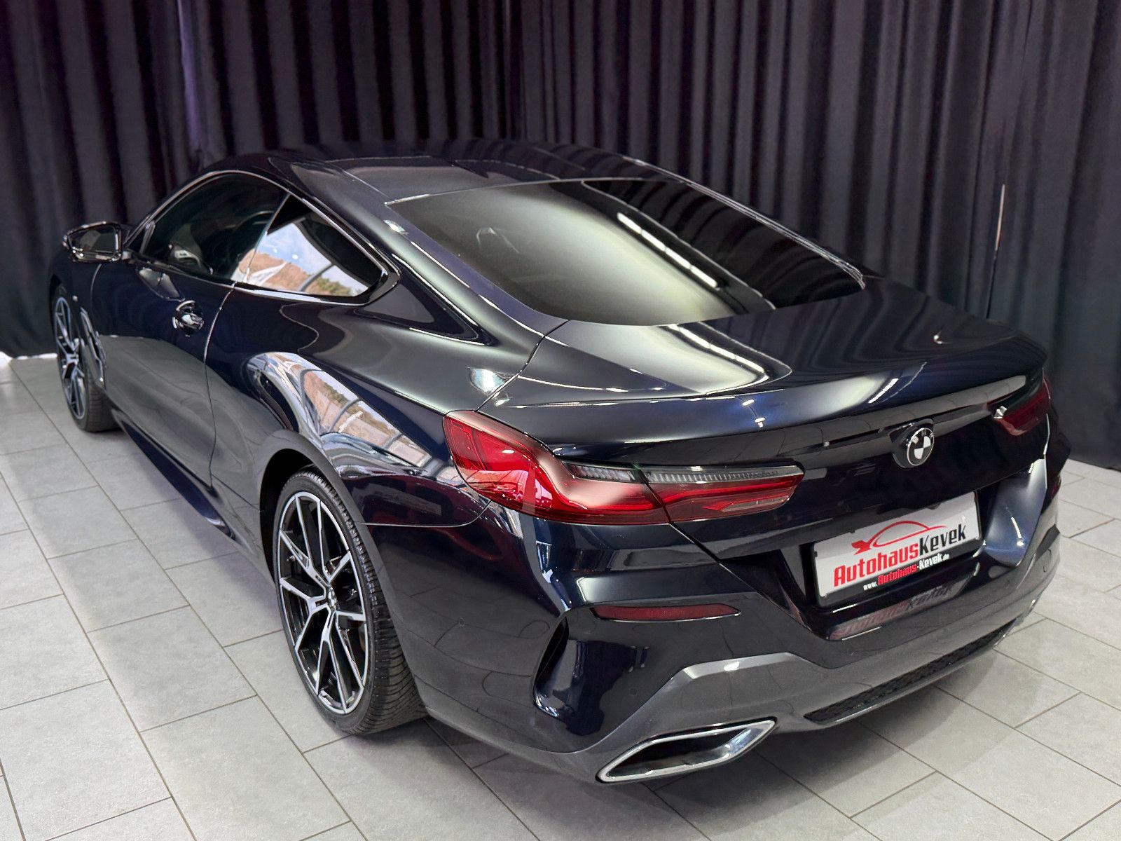 Fahrzeugabbildung BMW 840i xDrive M Sport|INDIVIDUAL|LASER|360|HUD