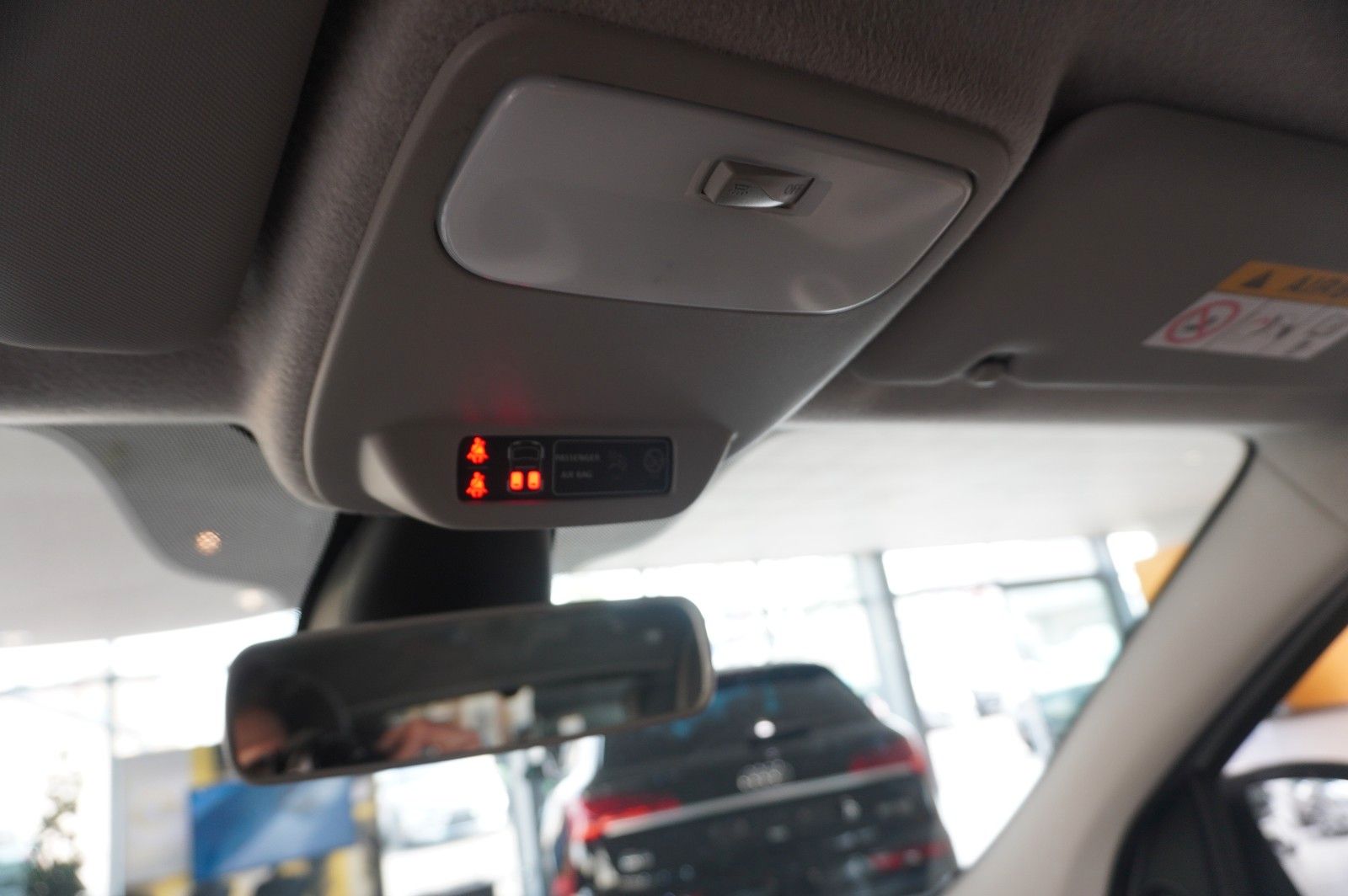 Fahrzeugabbildung Renault Twingo 1.0 SCE LIMITED 5-TÜR  LED/KLIMA/USB/BT