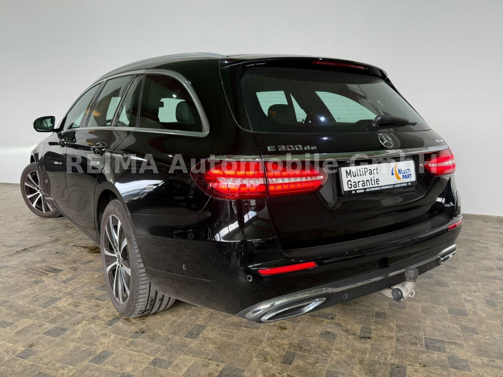 Fahrzeugabbildung Mercedes-Benz E 300 de T 4Matic,