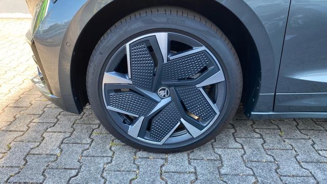 SKODA Enyaq RS (Bild 8 von(13)