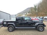 Jeep Gladiator Overland 3.0 CRD 4WD ACC Kamera SHZ - Jeep Gladiator aus 2021