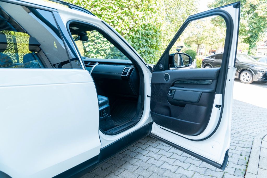 Land Rover Discovery 5 HSE SD4/ 7 SITZER/ 360°/ LED/ PRO Land Rover Discovery 5 HSE SD4/ 7 SITZER/ 360°/ LED/ PRO