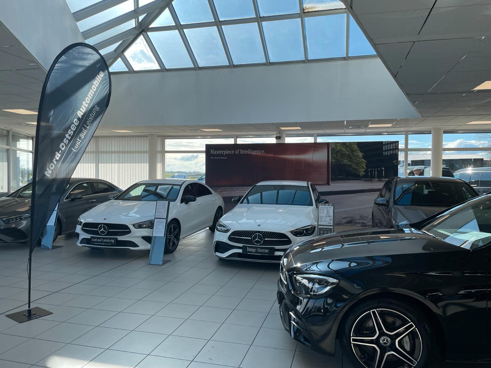 showroom-image-top