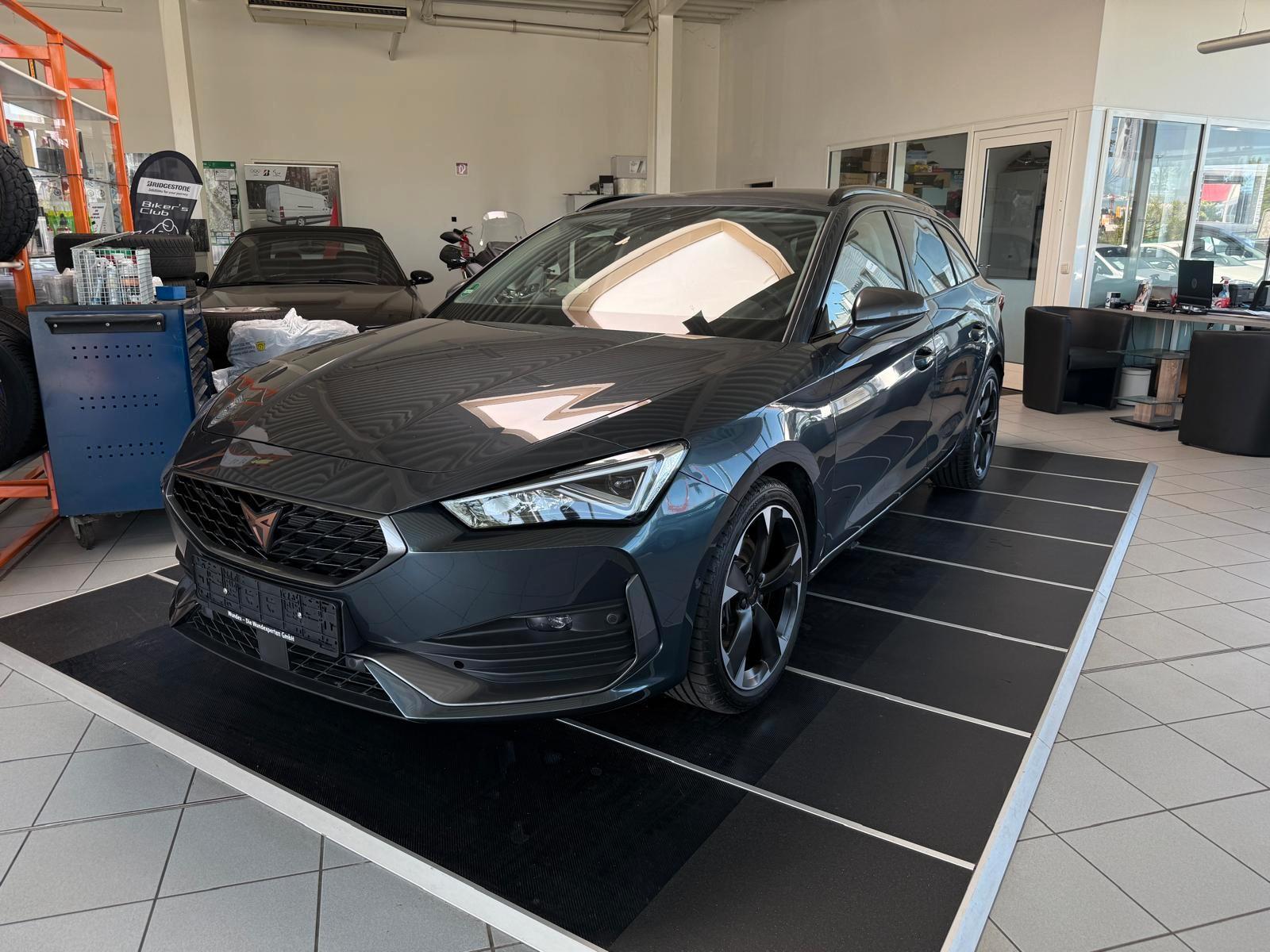 Cupra LEON SPORTSTOURER/NAVI/AUTOMATIK/18"ZOLL