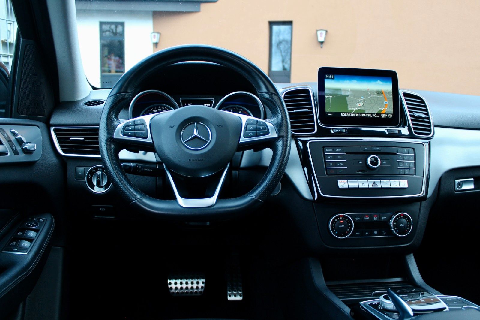 Mercedes-Benz GLE 43 AMG 1.HAND! MB-Scheckheft! COMAND GSD 20" foto 7