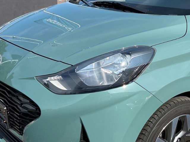 Fahrzeugabbildung Hyundai i10 Trend Navi Apple CarPlay Android Auto Klimaa