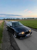 BMW E36 328i Motorumbau - BMW 328: Kombi, E36