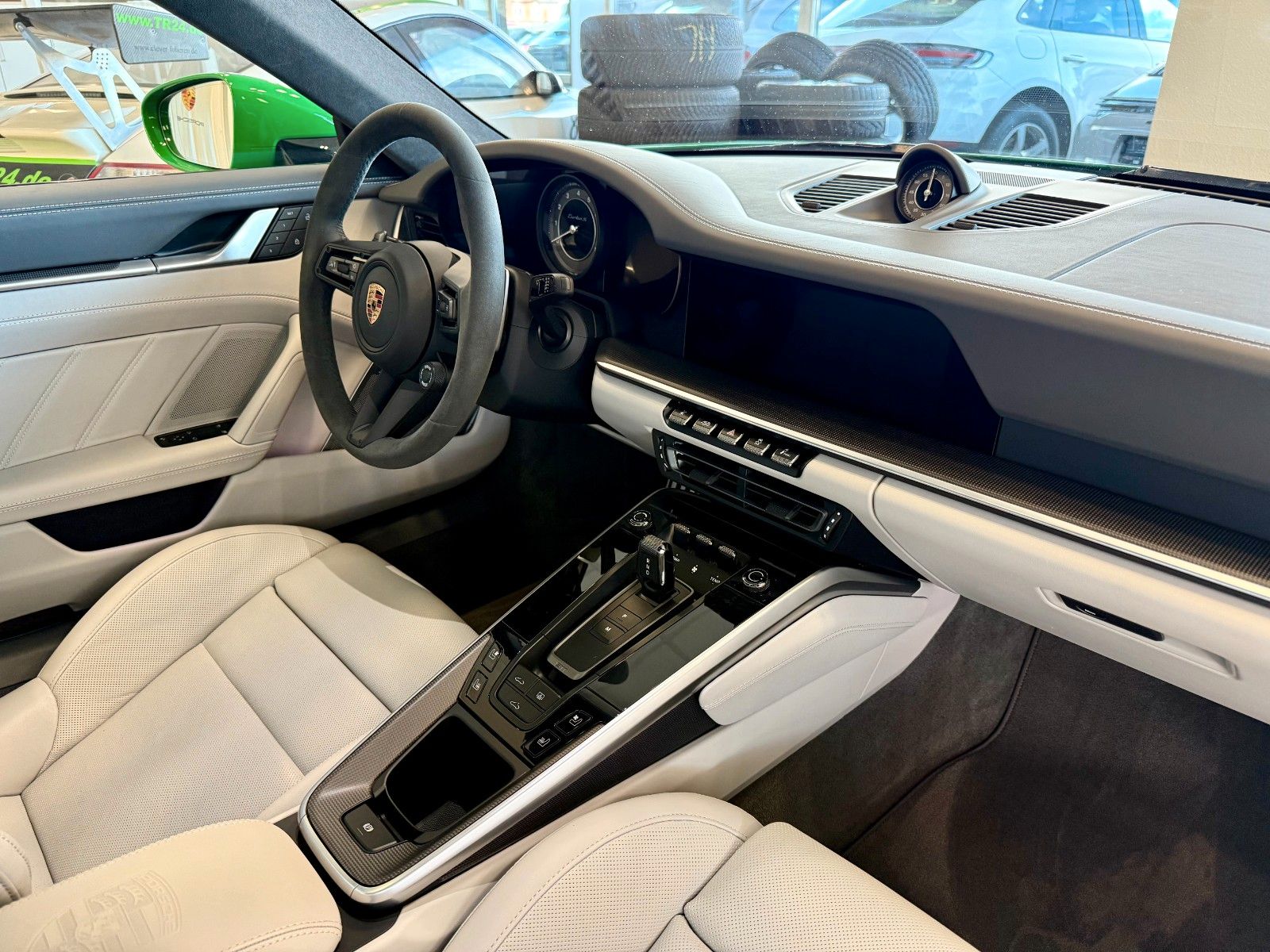 Fahrzeugabbildung Porsche 991 992 Turbo S PTS/LIFT/SportDesign/Burmester