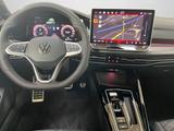Volkswagen Golf R-Line 1.5 TSI DSG|AHK|PANO|H/K|360°|MATRIX - gebrauchte Limousinen