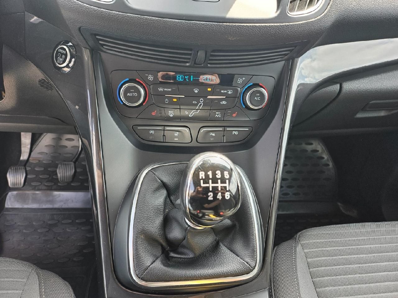 Fahrzeugabbildung Ford C-MAX Titanium