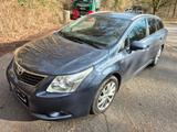 Toyota Avensis Combi  2.2 D neu TÜV  - Toyota Avensis in Hamm