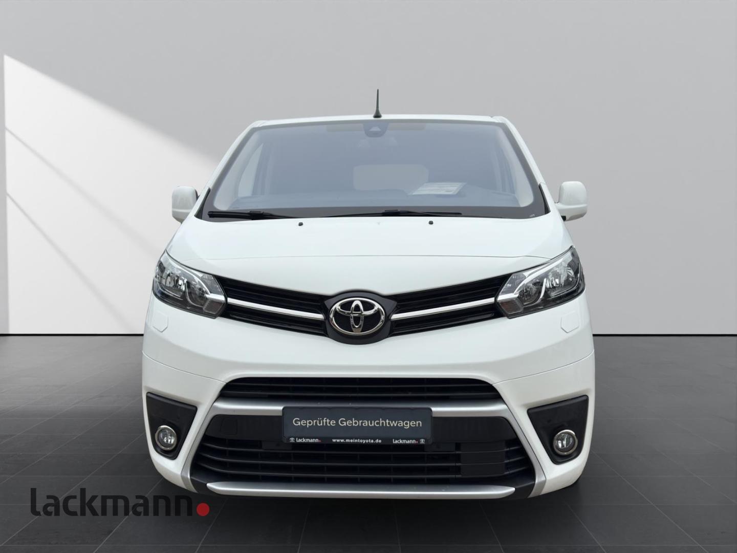 Toyota Proace Verso Compact TeamD *Navi*AHK*SafetySense