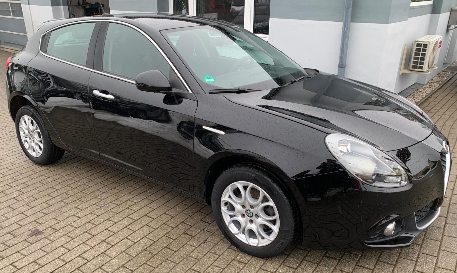 Alfa Romeo Giulietta Super 1,4 Xenon Temp Shzg 25TKM 1.Hand