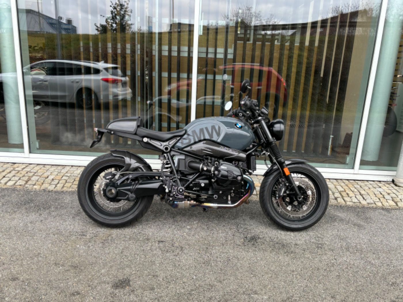 Fahrzeugabbildung BMW R nine T Pure schöner Umbau Akrapovic