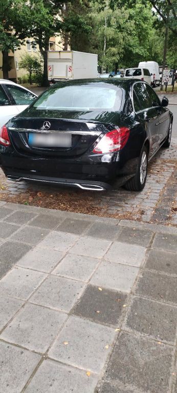 Image of Mercedes-Benz C 180
