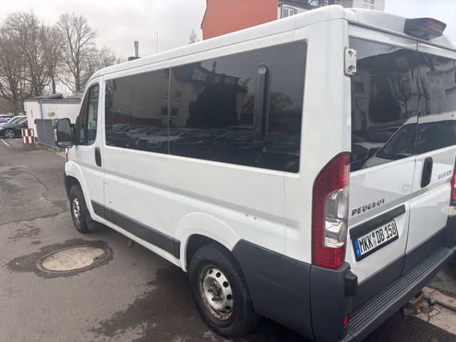 Peugeot Boxer HDi 9 SITZER KLIMA AHK !!!