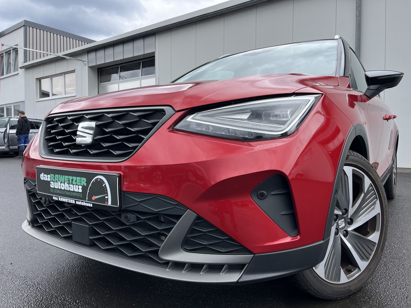SEAT Arona 1.0 TSI FR 110€ m.20% Anz. 18" Navi-Plus R