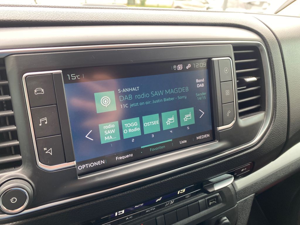 Fahrzeugabbildung Citroën e-Spacetourer XL (75 kWh) Shine*Allwetter*AZV*