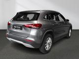 Mercedes-Benz GLA 200 Style Ambiente Sitzheizung MBUX-Navi LED - Mercedes-Benz GLA 200 mit Benzin-Antrieb: Grau
