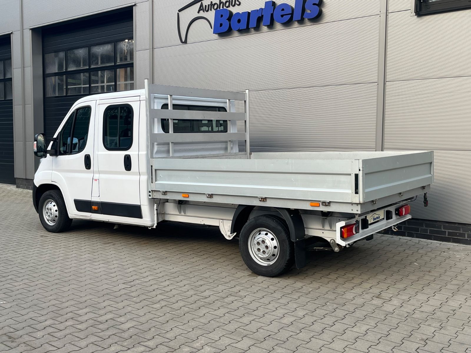 Fahrzeugabbildung Opel Movano C DOKA Pritsche L1H1 3,5t