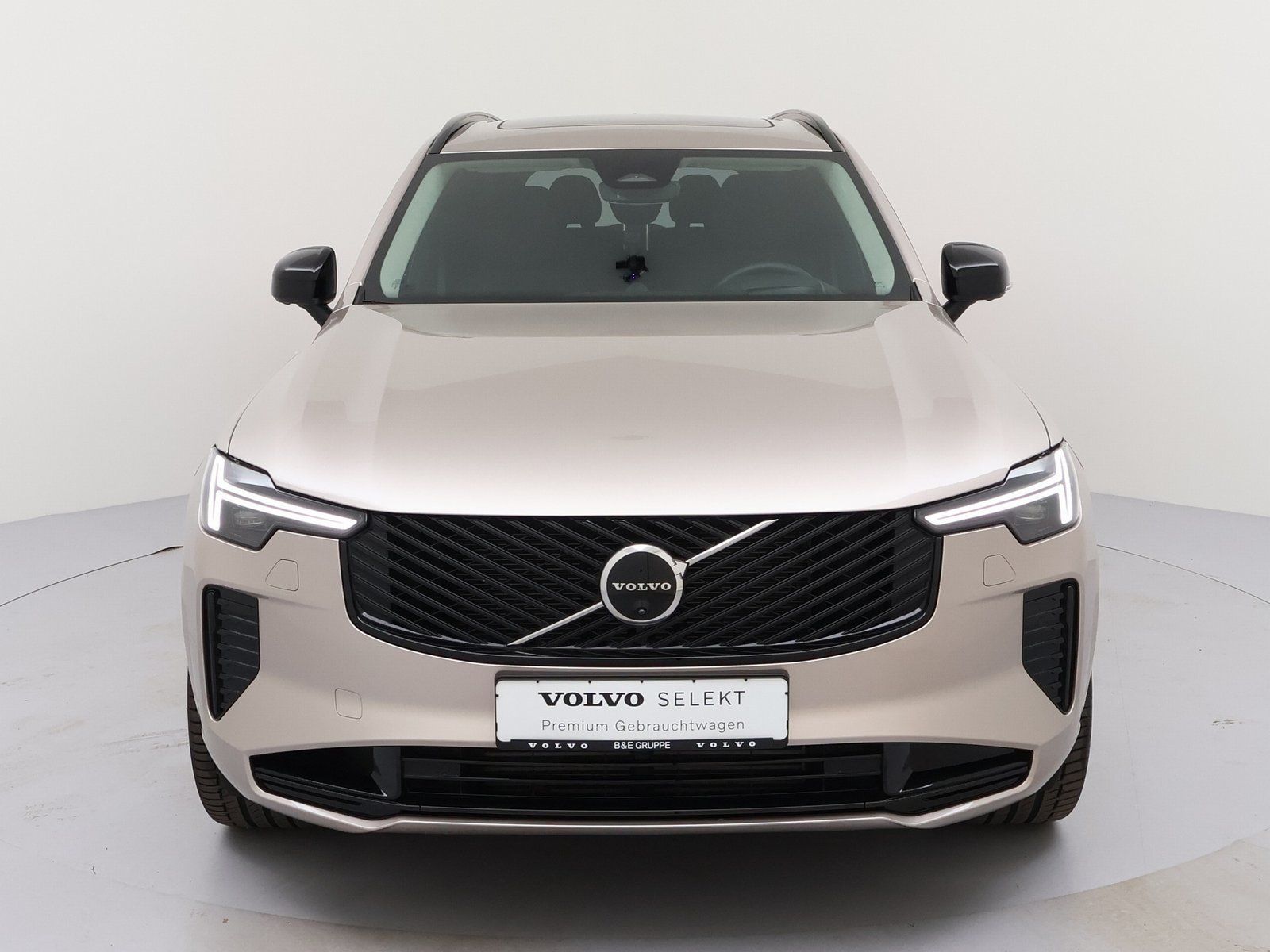 Volvo XC90 T8 Ultra Dark Recharge Plug-In Hybrid AWD imagem 2