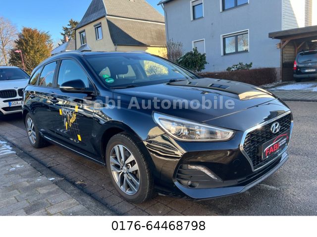 Hyundai i30 cw Trend+LED+KAMARA+ALUS+NAVI+MFL