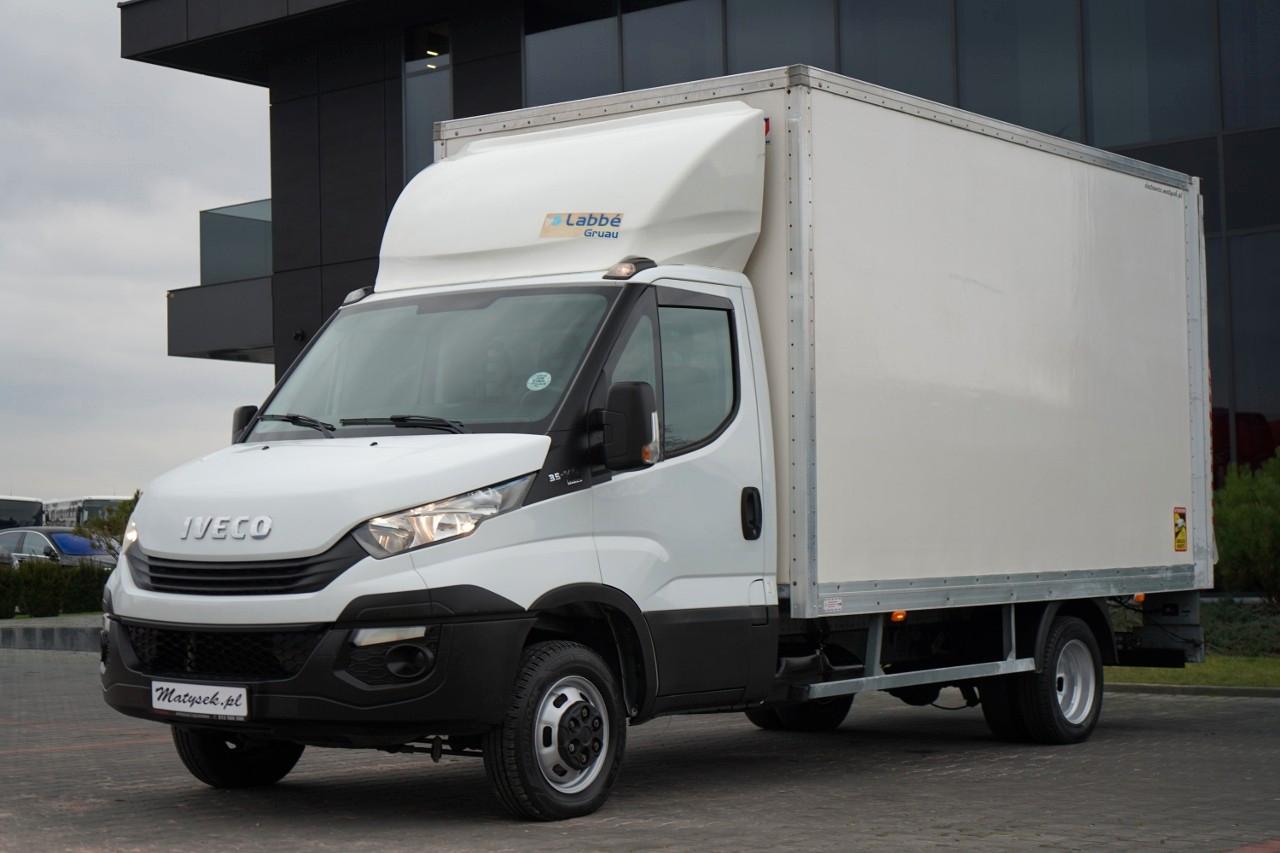 Iveco DAILY 35-140 / KONTENER 4,2 M / WINDA / BLIŹNIAK