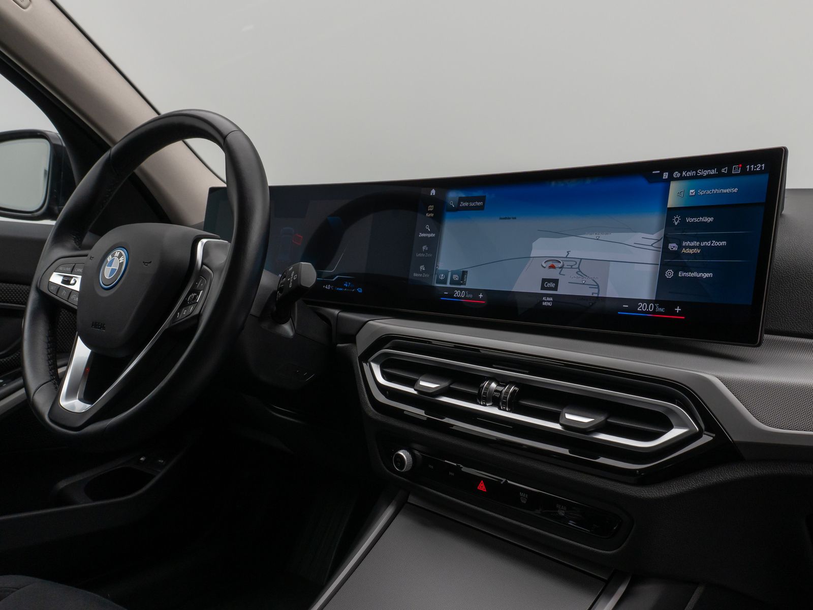 Fahrzeugabbildung BMW 330e DAB CockPit+ Lordos PDC Geschwindigkeitsreg