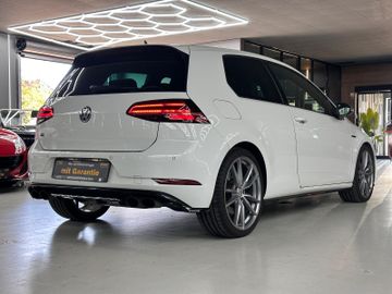 Volkswagen Golf - 4