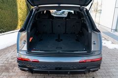 AUDI Q7 TDI / S LINE/ 22"/ ADVANCED/ PANO/ 7 SITZE AUDI Q7 TDI / S LINE/ 22"/ ADVANCED/ PANO/ 7 SITZE