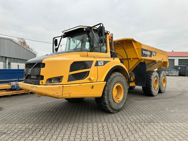 Volvo A 25 F / 6x6 / Dumper