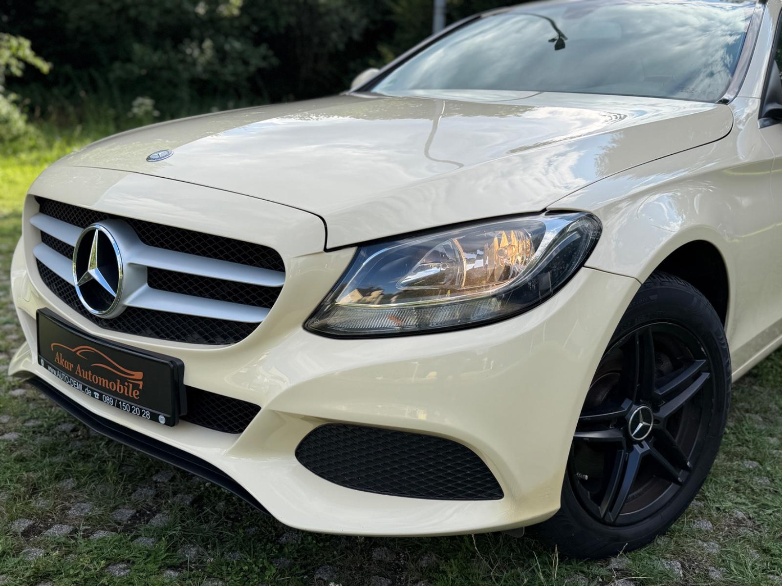 Mercedes-Benz C220d Lim. *Avantgarde *Leder *Navi *Kamera *SHZ