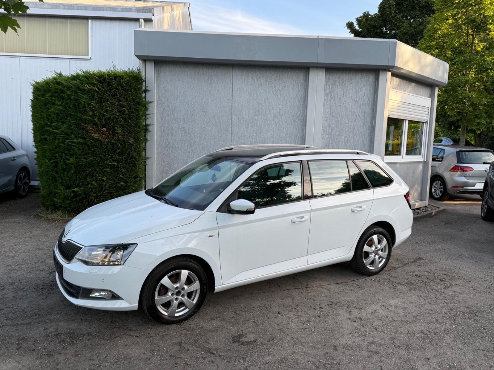Skoda Fabia Combi!DSG!1.4 TDI!Navi!ACC!Kamera!AHK!PDC!
