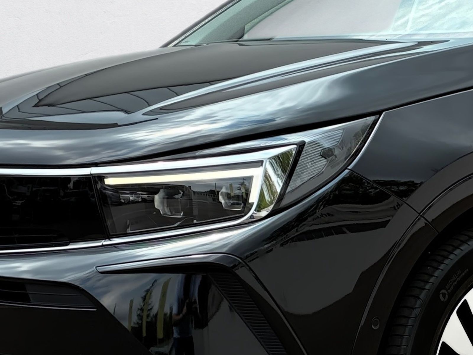 Fahrzeugabbildung Opel Grandland 1.2 Turbo Elegance 360,KlimaA,LED,Navi