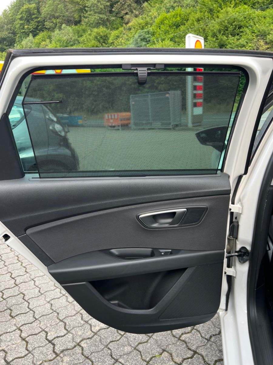 Fahrzeugabbildung SEAT Leon ST Style *SITZHEIZUNG* ROLLO *1.HAND*