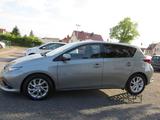 Toyota Auris Edition-S Allwetter  Navi   SHZ  Temp.  51 - Toyota Auris in Halle