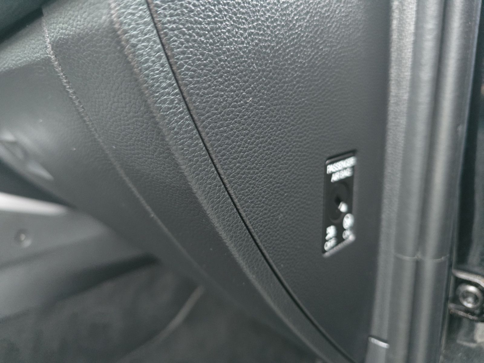 Fahrzeugabbildung SEAT Arona FR+DSG+Carplay+LED+AHK+PDC+AbstandTempomat