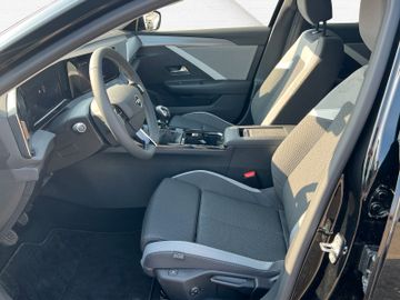 Fotografie des Opel Astra L ST Enjoy Kamera LED Sitz-/Lenkradheizung