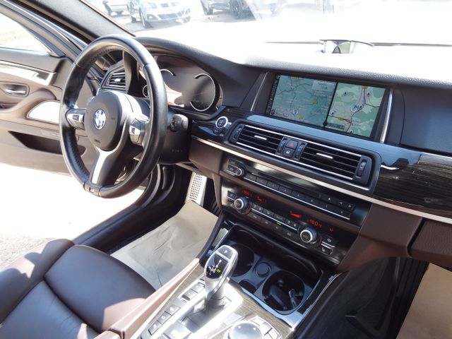 Fahrzeugabbildung BMW 535i xDrive/M-Paket/1.Hd/HUD/GSD/Soft/StH/