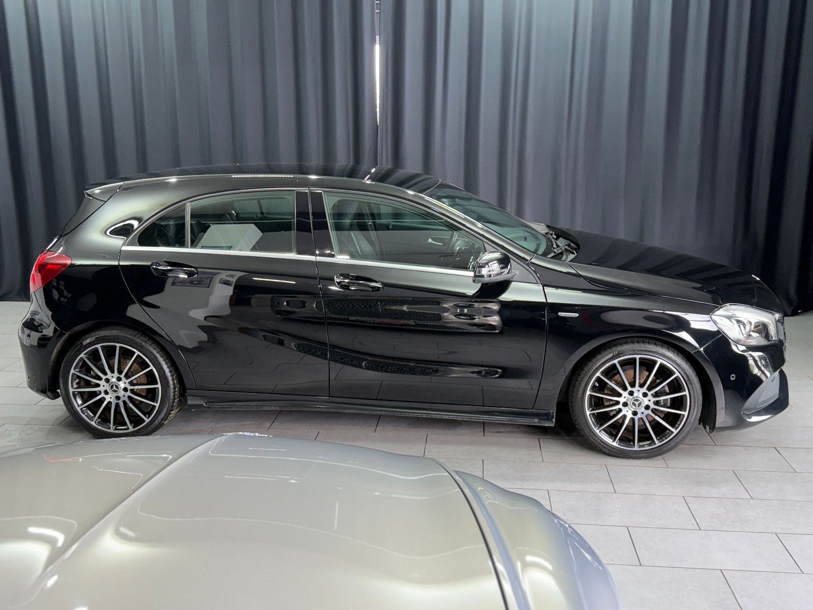 Fahrzeugabbildung Mercedes-Benz A 200 CDI|AMG-LINE|7G AUTOMATIK|NAVI|KAMERA