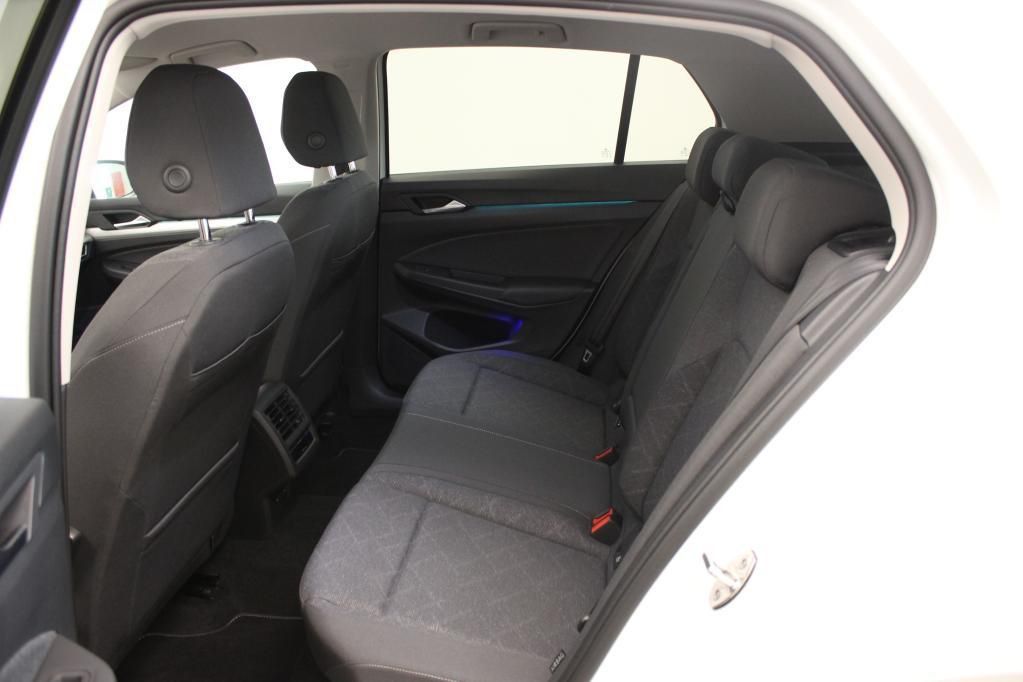 Volkswagen Golf Life 1.5 TSI RFK*PDC*Tempo*Klima*NAV*SH