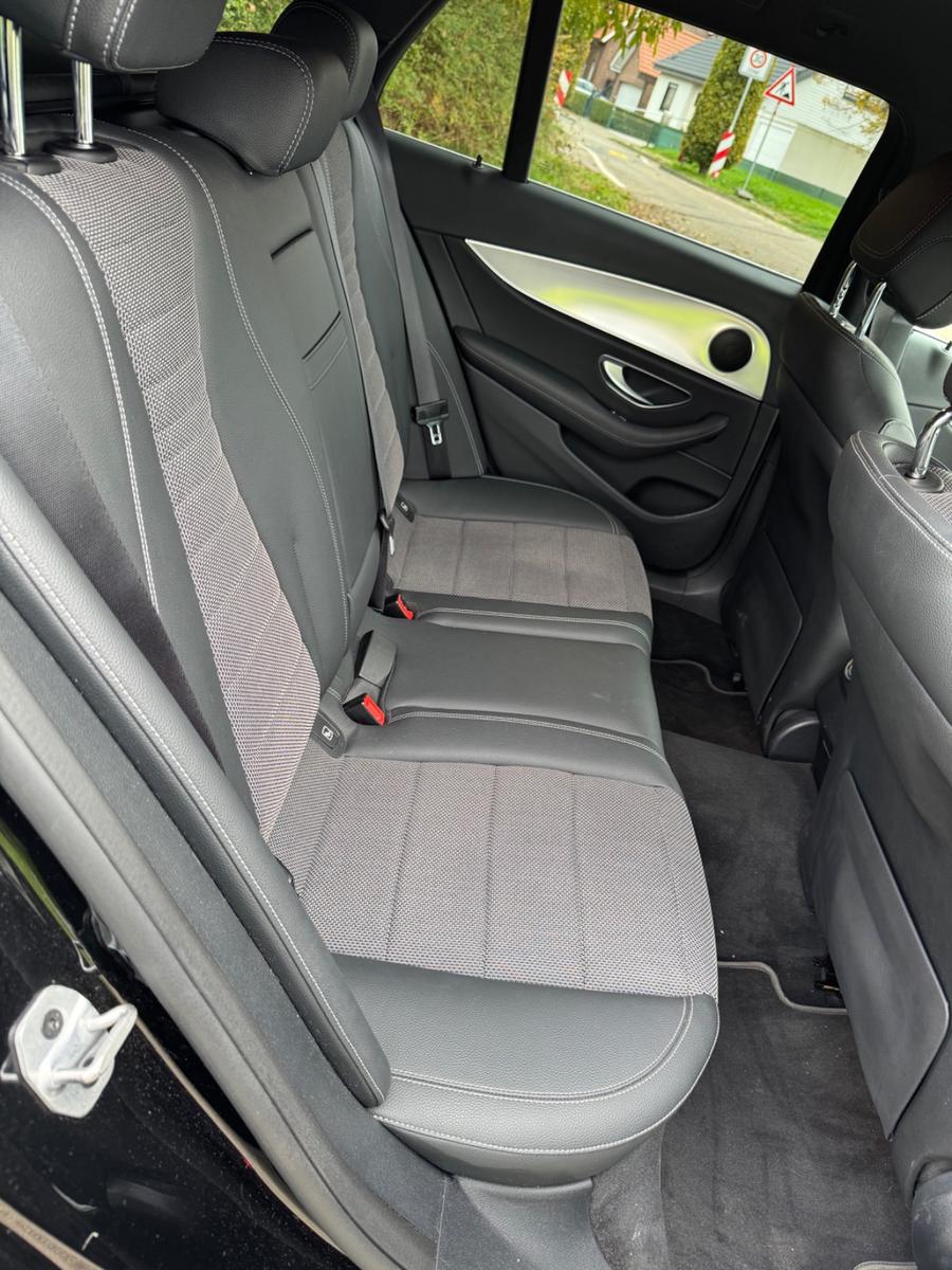 Mercedes-Benz E 300 d T Autom.
