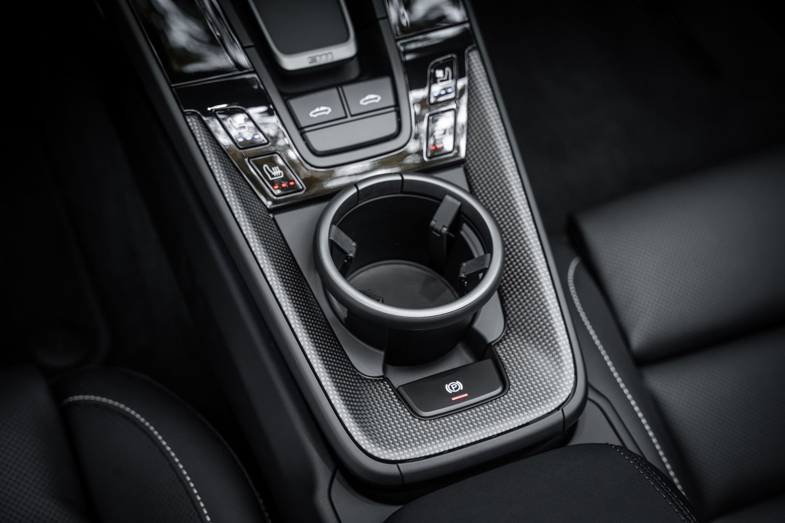 Fahrzeugabbildung Porsche 911 992 .2 Targa 4 GTS T-Hyb. BURMESTER|LIFT|930