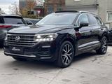 Volkswagen Touareg R-LINE PAKET/PANO/MATRIX/LUFT/R-KAMERA - VW Touareg Gebrauchtwagen in Bochum