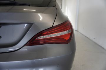 Mercedes CLA 200 Shooting Brake - 10