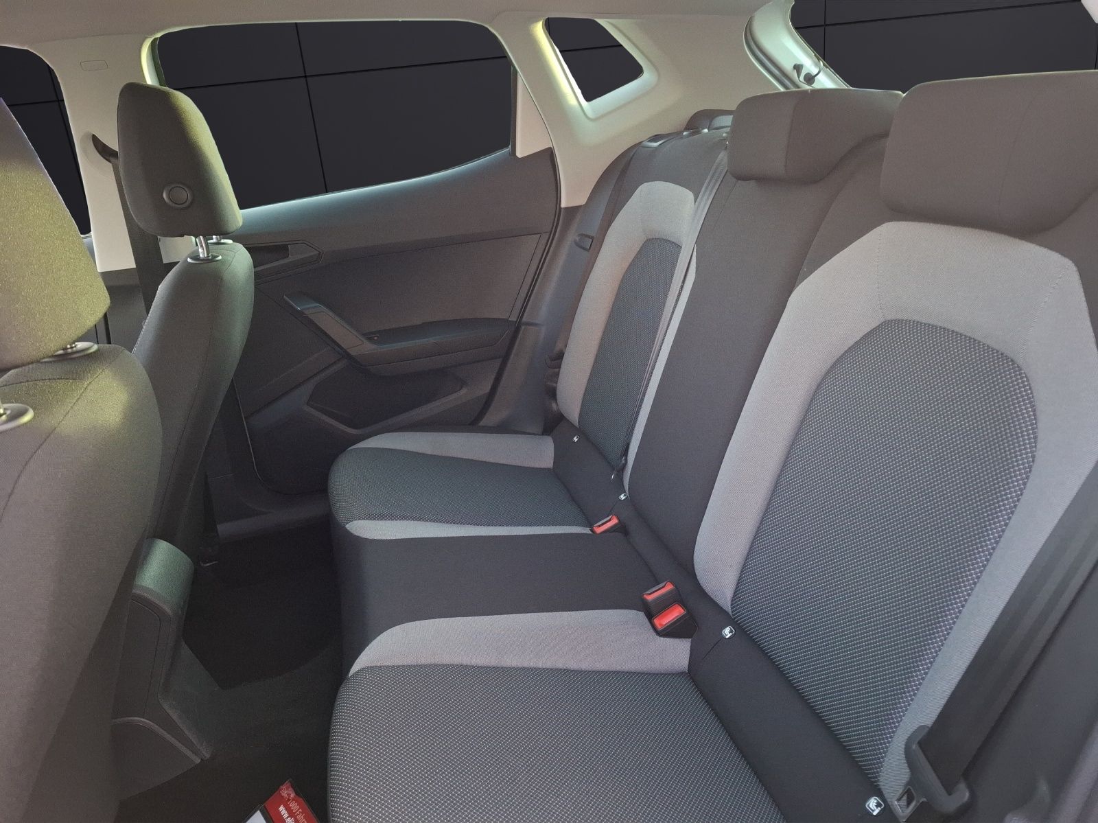 Fahrzeugabbildung SEAT Ibiza TSI Style Beats DSG LED AID ACC RFK SH APP