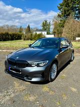 BMW 320d xDrive Touring Sport Line